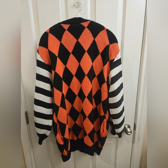 Glimmerwood Halloween Pumpkin Sweater - Orange and Black - Picture 4 of 5